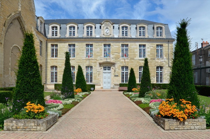 Historic town of Thouars