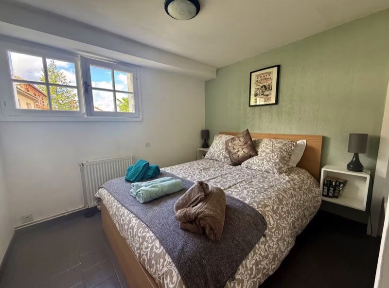 Second bedroom in the Garden Gîte